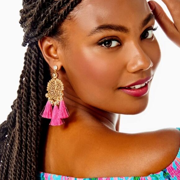 Lilly Pulitzer Sea Dreamer Statement Earrings Aura Pink Tassel Beaded Gold Boho - Picture 1 of 2